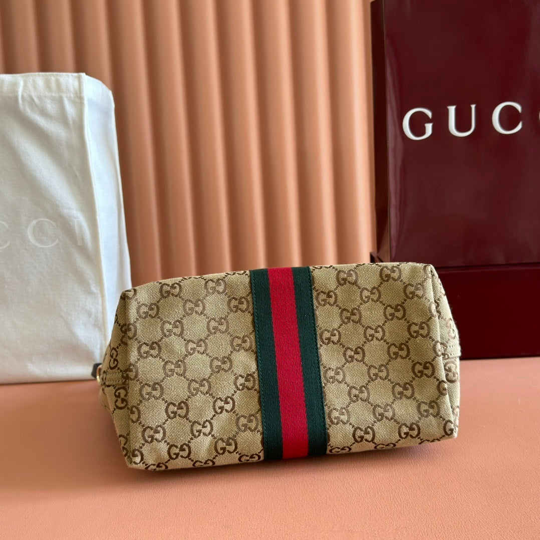 Gucci crossbody bag