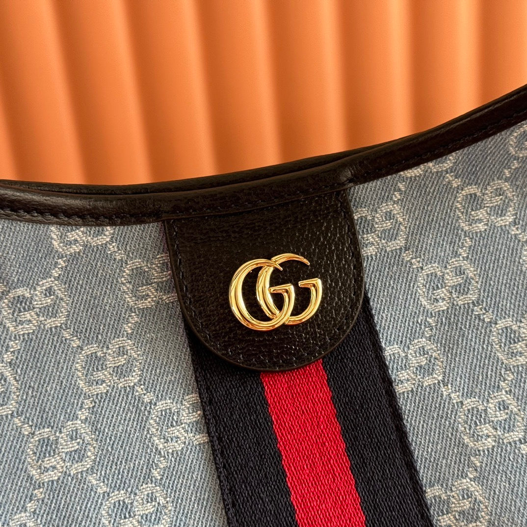 Gucci crossbody bag