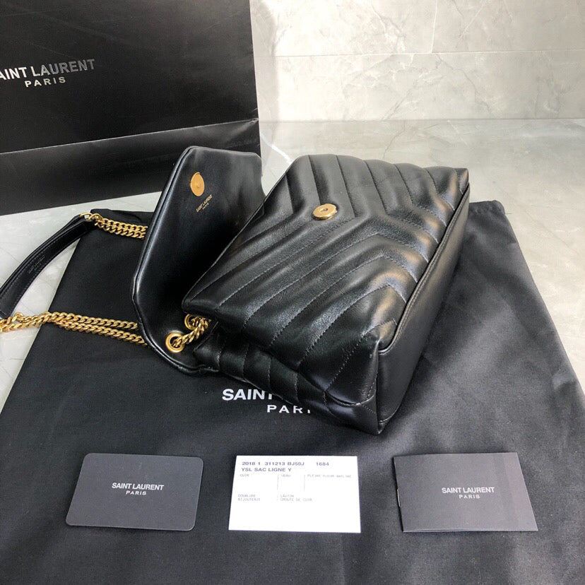 Yves Saint Laurent Loulou Piccola in Pelle Trapuntata